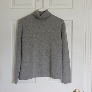 100% CASHMERE Charter Club Turtleneck Sweater